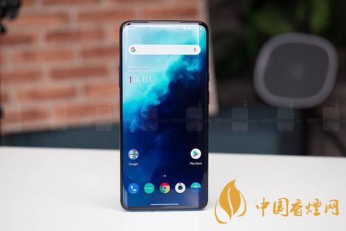OnePlus8Pro和iPhone11對(duì)比測(cè)評(píng)-哪款更好？