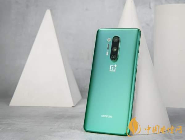一加8Pro和華碩ZenFone7Pro對(duì)比-哪個(gè)更好？