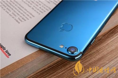 iphone12藍色好看嗎？ iphone12藍色和白色哪個好看？